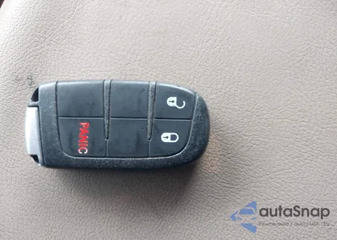 2017 Dodge Journey Crossroad z USA, uszkodzony, nr VIN 3C4PDCGG2HT626462